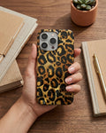 Leopar desenli kılıf canlı leopare